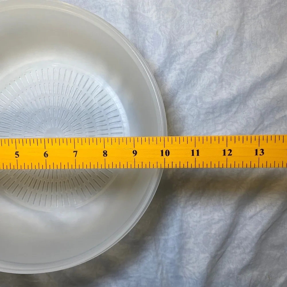 Vintage Tupperware Produce Keeper Crisper Bowl 1835-4‎ w Insert 1836-1